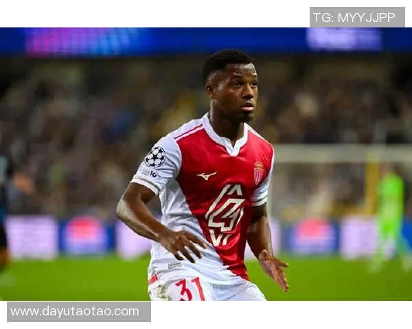 涅槃重生的足球传奇球星是谁他如何在赛场上创造奇迹